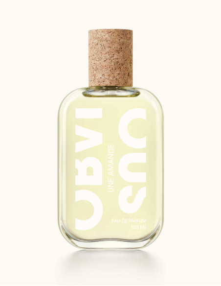 UNE AMANDE 3,4 fl oz